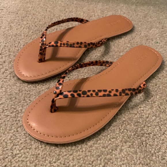 Women’s J. Crew Tortoise Shell Print Flip Flops Sandals Size 9